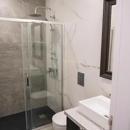 Skin Suites-luxury Living Apartment